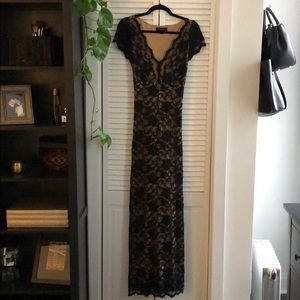 Karen Kane Black and Tan Lace Gown